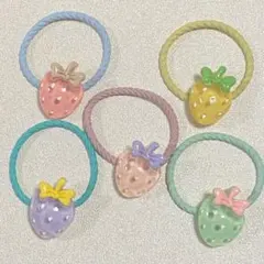 いちご　ヘアゴム　ヘアアクセサリー　髪ゴム