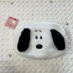 【8128】スヌーピーもこもこスクエアポーチ　ホワイト　新品