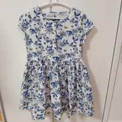 PETIT BATEAU 花柄ワンピース 6ans 116cmのサムネイル
