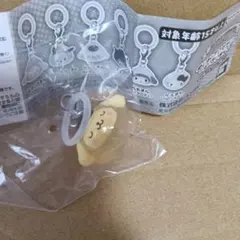 サンリオキャラクターズ　めじるしアクセサリー　なりきりまん　ポムポムプ