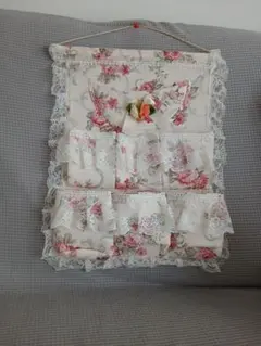 장미 무늬 레이스 세련된 벽 주머니 벽걸이 수납