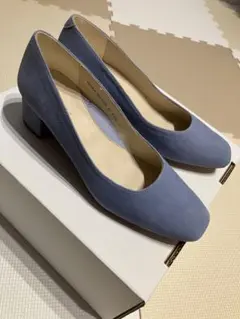 スエード 青 パンプス 中ヒール