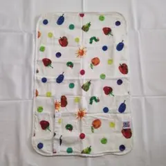 おむつ替えシート　はらぺこあおむし　45×70 cm