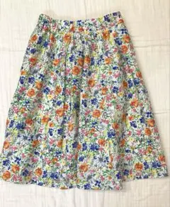 【美品】TOCCA♡リバティ花柄スカート♡サイズ0のサムネイル