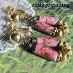 レア【異国情緒のある薔薇柄＊円柱型の陶器ビーズ】ヴィンテージイヤリング 焼き物