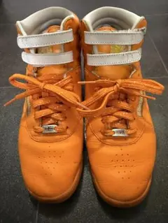 リーボック オレンジ レザー ハイカットスニーカー
