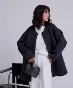 ur's（ユアーズ）　　ダンボールノーカラーフレアコート