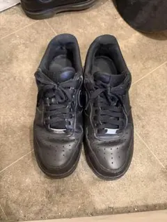 NIKE AIR FORCE 1 ブラック スニーカー