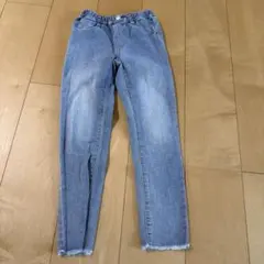しまむら　ライトブルー デニムパンツ　130cm