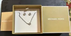 マイケルコース　ネックレス　ピアスセットのサムネイル