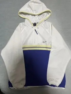 Nike フード付きハーフジップナイロンジャケット