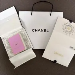 CHANELシャネルギフトボックスプレゼントラッピングBOX空箱 ショッパー