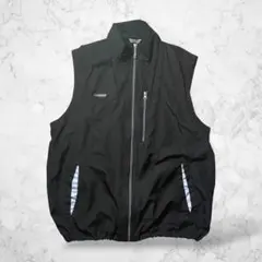 Item thumbnail for item 717c0b3b-c3c3-4559-b229-e44b72e83d8e