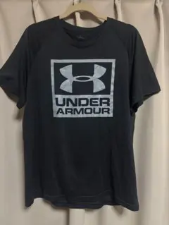 UNDERARMOUR アンダーシャツ　アンダーアーマー　Tシャツ 黒　メンズ