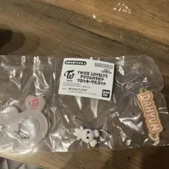 TWICE LOVELY's 壓克力扣環  સધ્યો