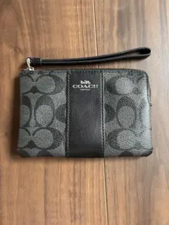 COACH ブラック レザーポーチのサムネイル