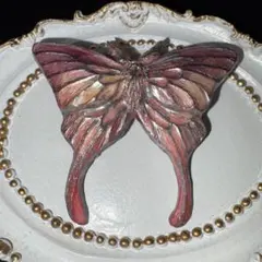 蝶々ブローチ　ハンドメイド