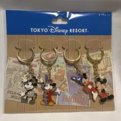 組み合わせ自由！ミッキーのキーチェーン4個入