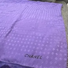 ☆CHANEL 紫色 ロゴ入りスカーフ☆のサムネイル