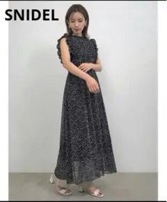 【完売】SNIDEL シャーリングドットワンピース　ブラック　フリーサイズ