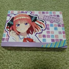 廃盤・カード欠品】五等分の花嫁 ダーツセット 中野四葉 限定缶バッジ