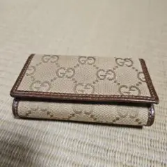 Gucci GGパターン キーケース ベージュ
