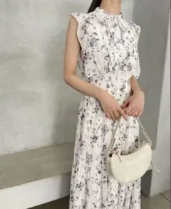 Sustainableフリルプリントワンピース snidel