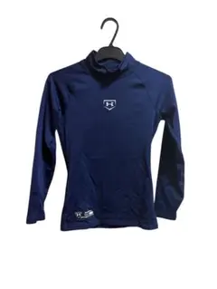 Under Armour ネイビー 長袖 アンダーシャツ サイズ123