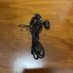 ブラック 有線イヤホン インイヤー型