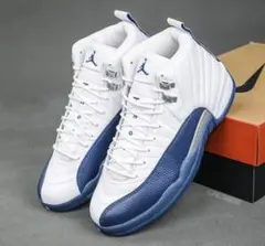 着用回数1回Jordan12 スニーカー ホワイト/ネイビー 28センチ