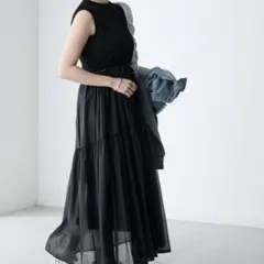 美品　forksy ノースリーブ　ワンピースのサムネイル
