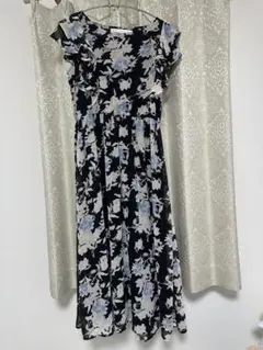 花柄ロングワンピース