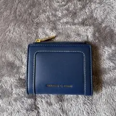 CHARLES & KEITH 二つ折り財布 ネイビー