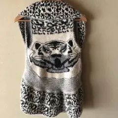 新品　トラ柄ポンチョ