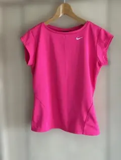 Nike ウェア Tシャツ L