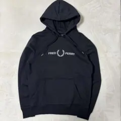 フレッドペリー プルオーバーパーカー スウェット　黒　フーディ　ローレルリース