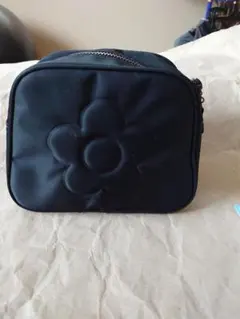MARY QUANT ポーチ ブラックのサムネイル