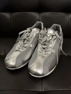 YASE Spider Leather Sneakers Silver - メルカリ