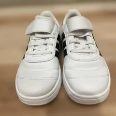 adidas ホワイト スニーカー ベルクロ　18cm