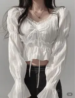 SHEIN 白ブラウス シズニルック