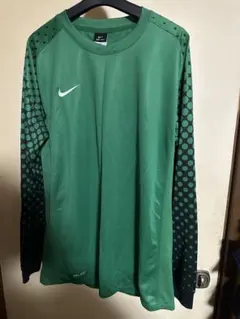 ナイキ　NIKE ドライフィット素材　長袖　Tシャツ カットソー