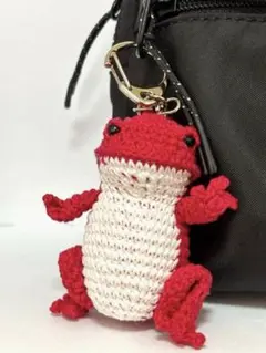 カエル型編みぐるみチャーム　キーホルダー