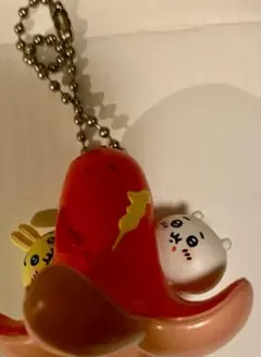 赤いタコ型キーホルダー