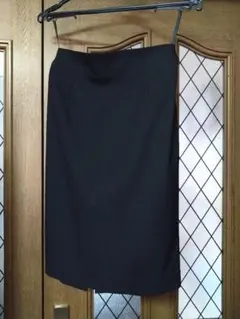 UNIQLO ブラック タイトスカート ひざ丈