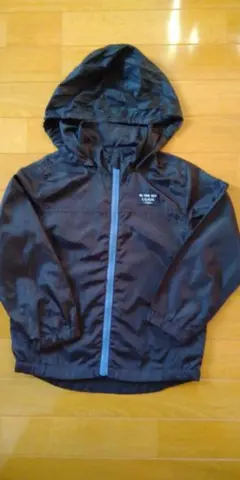 西松屋　フード付き薄手ジャンパー　120　黒