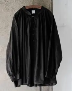 SP （エシュペー） / SMOCK BLOUSE col. Black - メルカリ