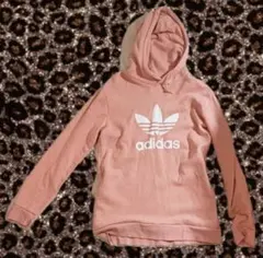 adidas ピンク フード付きパーカー