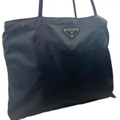 美品 プラダ トートバッグ 三角ロゴ A4収納 ナイロン ブラック 肩掛け