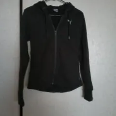 PUMA ブラック フルジップ パーカー