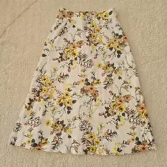 ルクールブラン　花柄フレアスカート